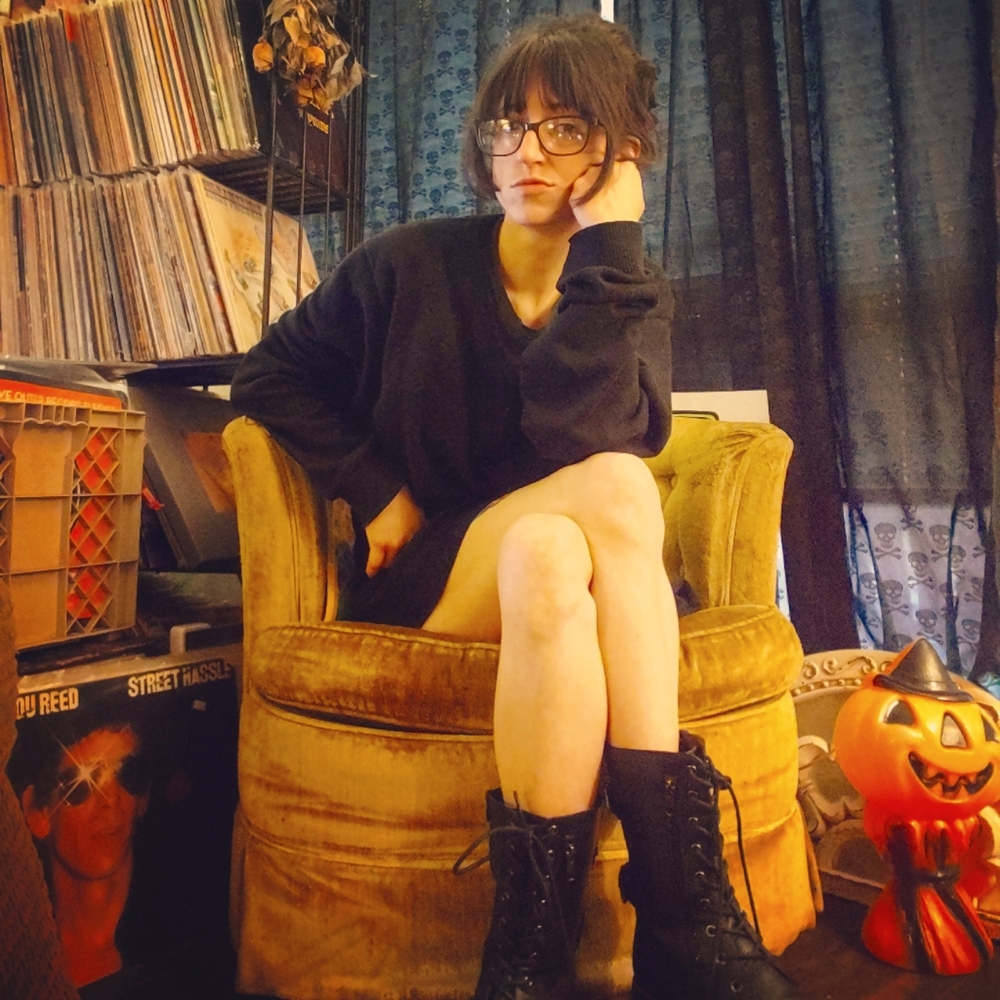 Meet your Posher, Posh